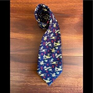 BENJAMIN JAMES 100% Silk Planes & Flowers Print on Blue Tie Made in England